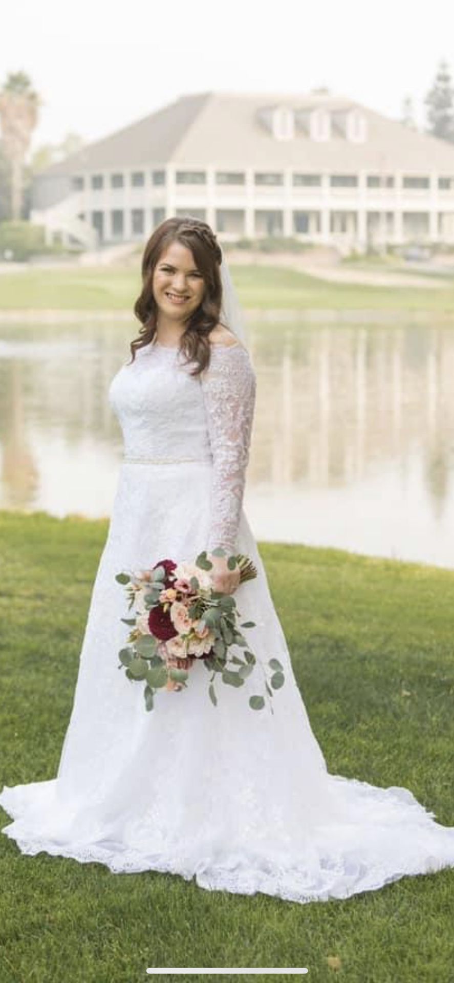 Off-The-Shoulder-Lace A-Line wedding Dress 