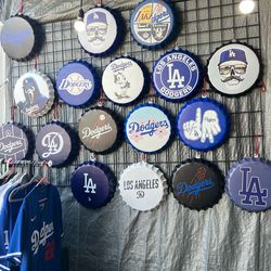 Metal tin bottle caps