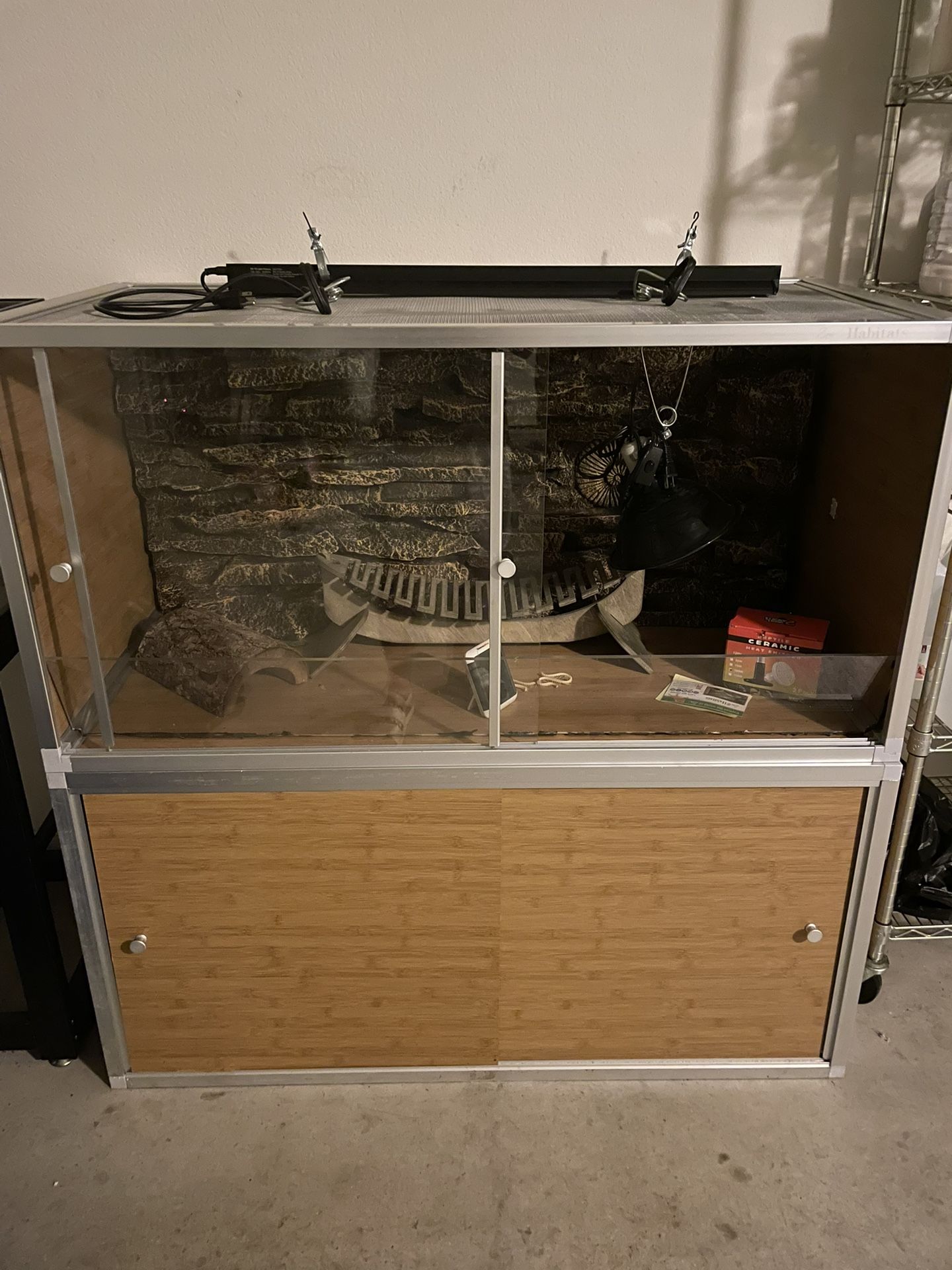 Bearded Dragon Enclosure for Sale – Zen Habitats (4x2x2)