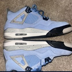 Jordan 4 University Blue Gs