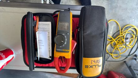 Fluke Clamp meter