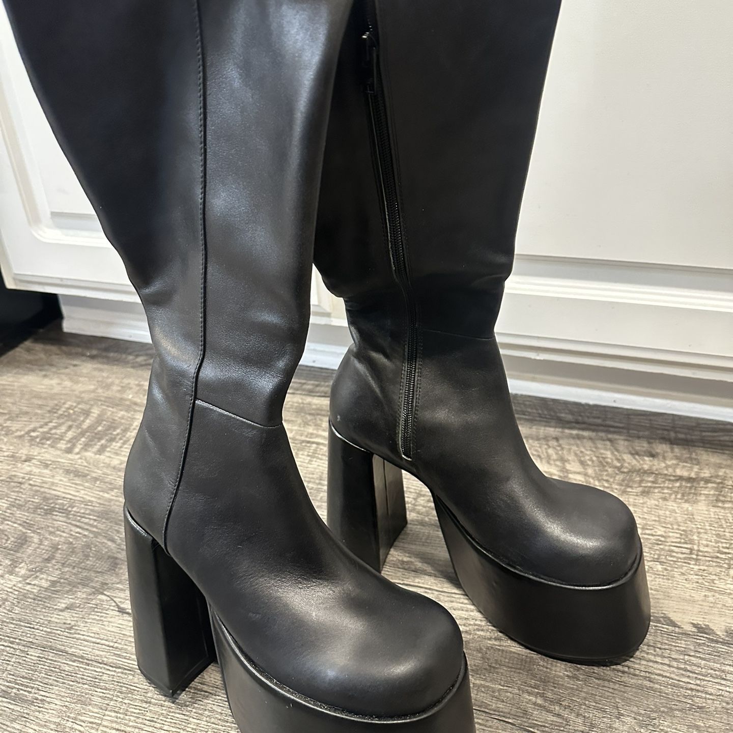UNIF Crypto Boots Size 8 for Sale in Riverside, CA - OfferUp