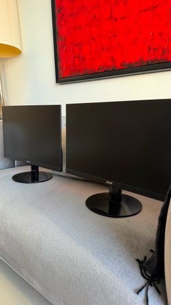 Set of 2 Acer monitors 20 inch