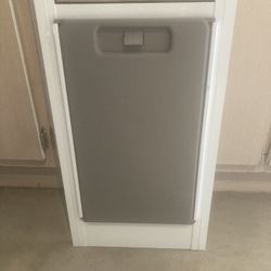 Dog Door New  Large And Fits Sliding Glass Doors 77-81”