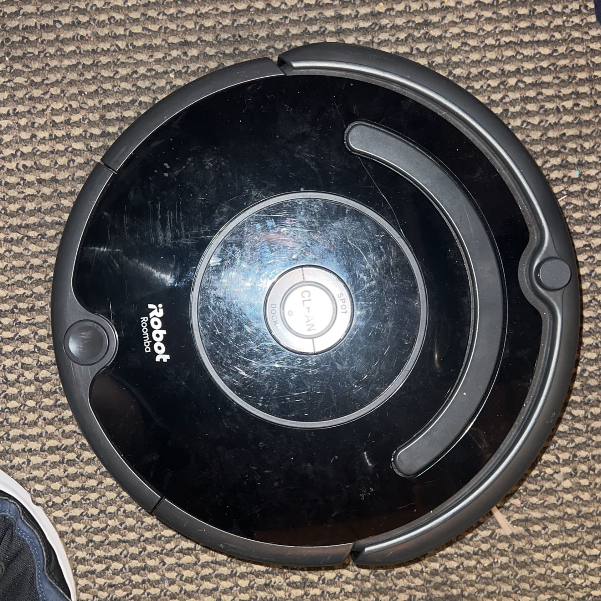 2019 iRobot Roomba Vacuum