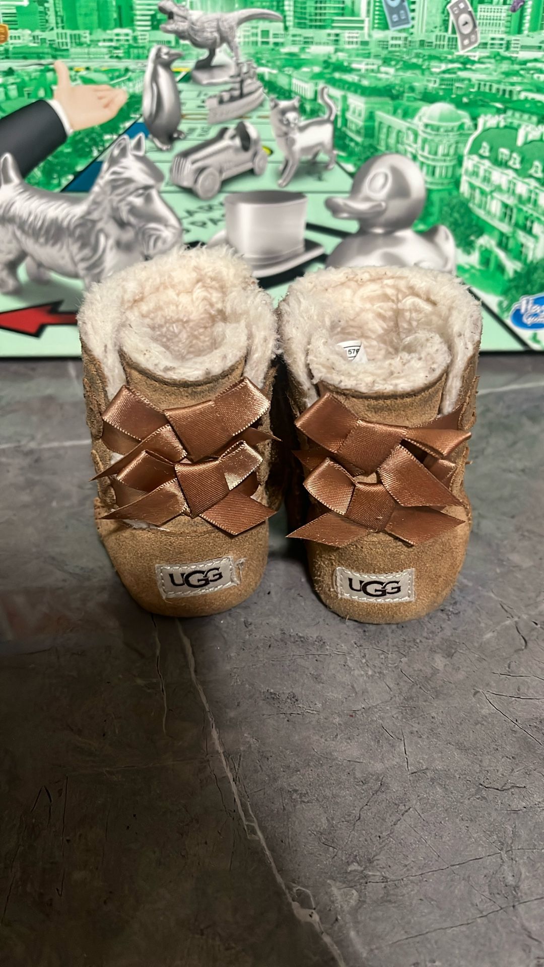 Ugg Boots Read Description.