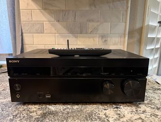 Sony MULTI CHANNEL AV RECEIVER STR-DN840
