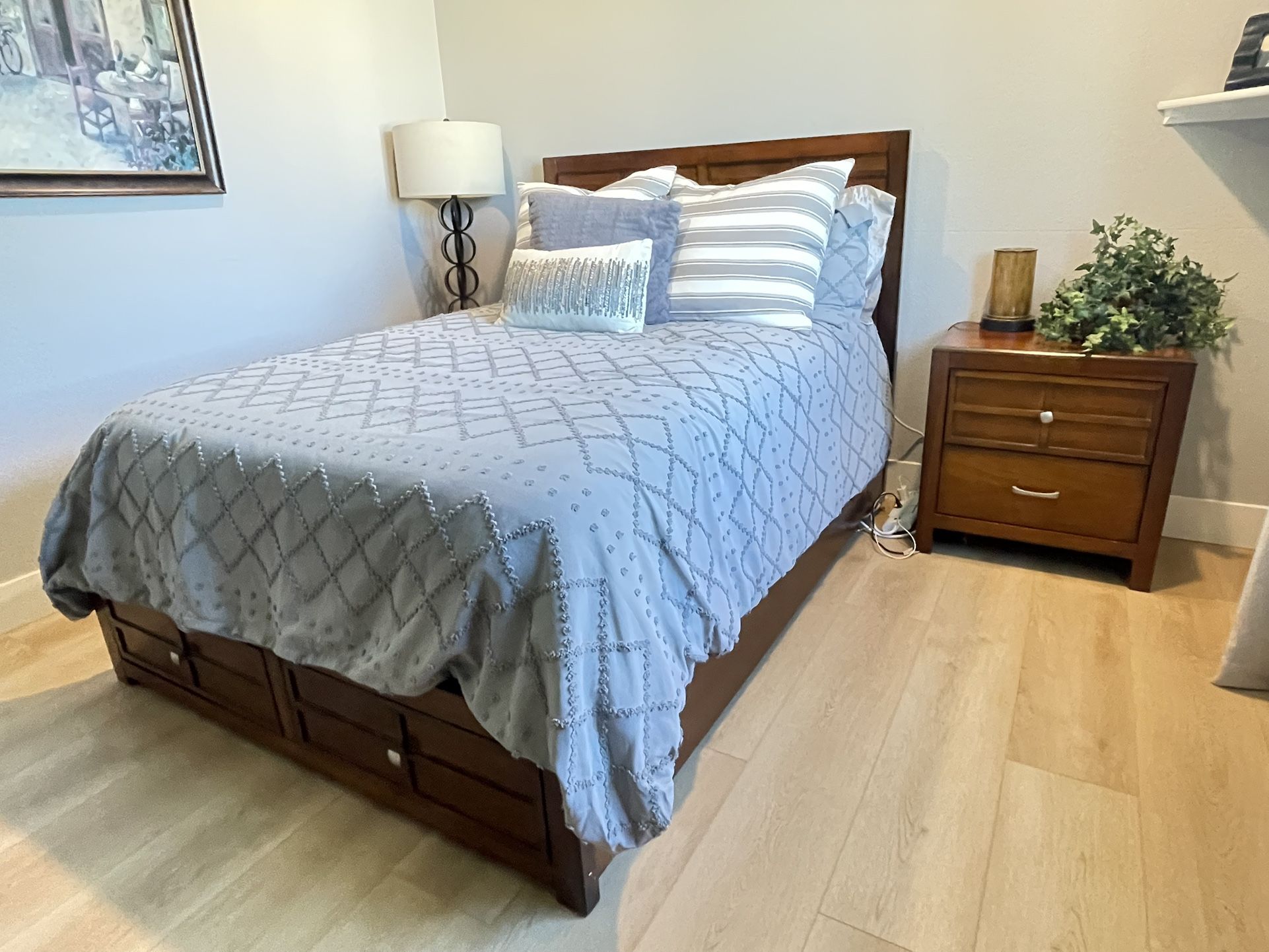 Full-size Bedroom Set