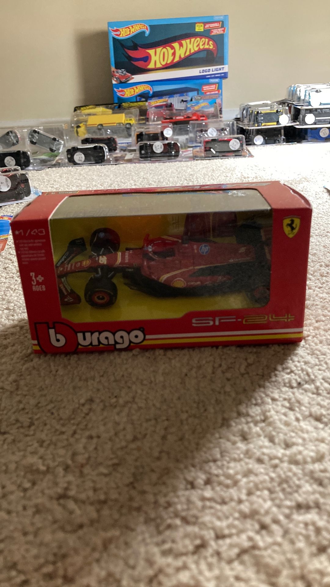Burago Ferrari SF-24 Formula Racing