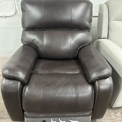Beadel Dual Power Leather Recliner
