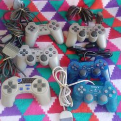 6 PlayStation controllers