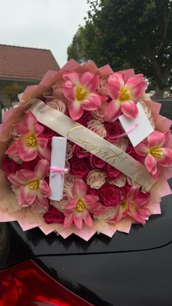 graduation bouquets