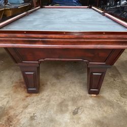 Immaculate Condition Pool Table 8’ (Free Delivery & Pro Setup) New Felt Any Color + All Accessories 