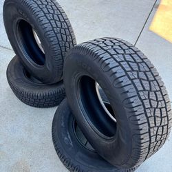 285/70/17 Starfire Solarus AP tires