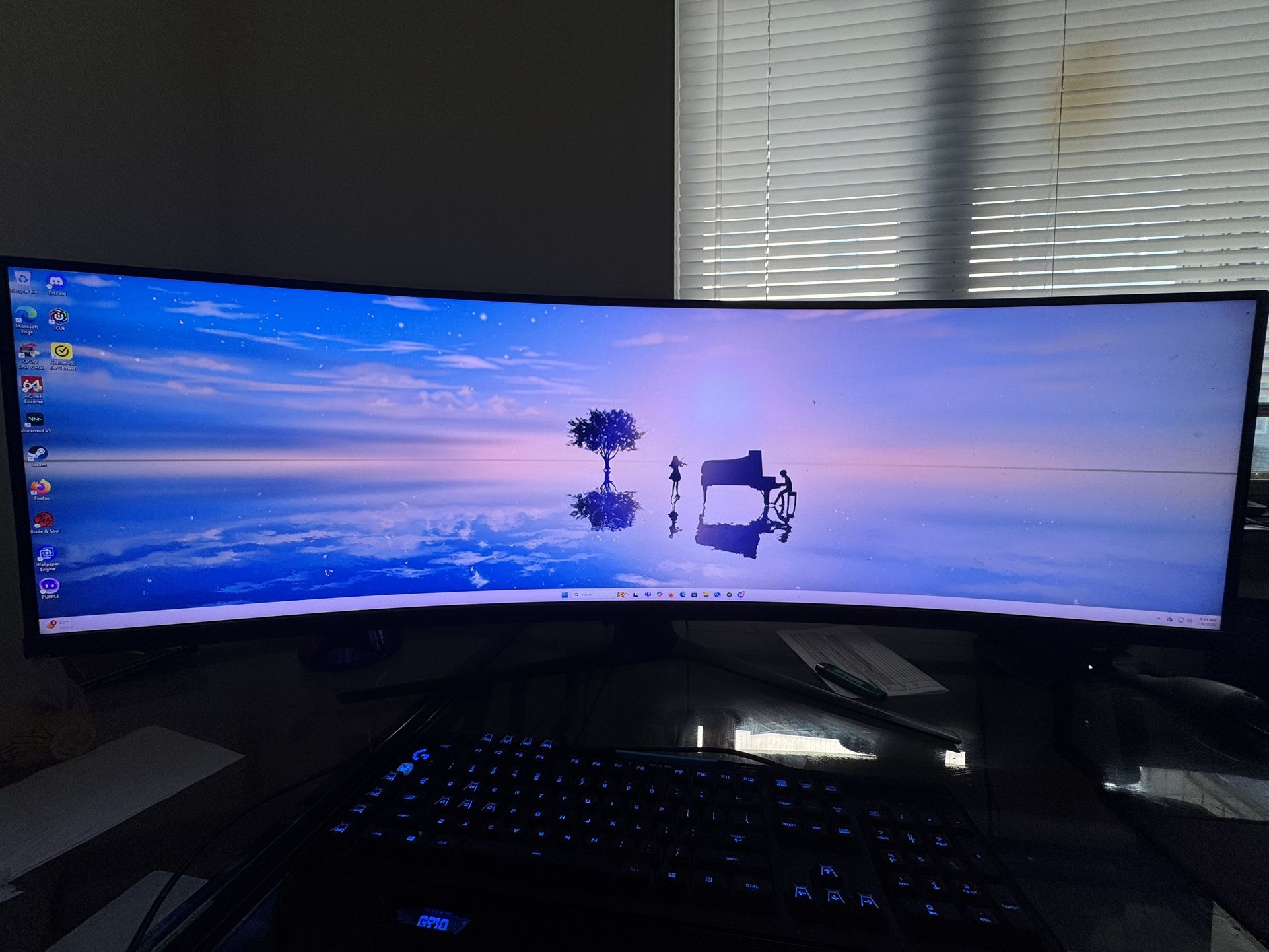 49in Curved Monitor