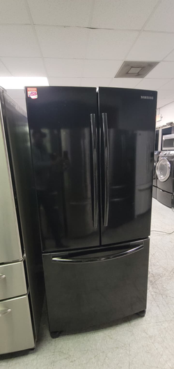 Samsung French Door Fridge – Black, Bottom Freezer, Clean