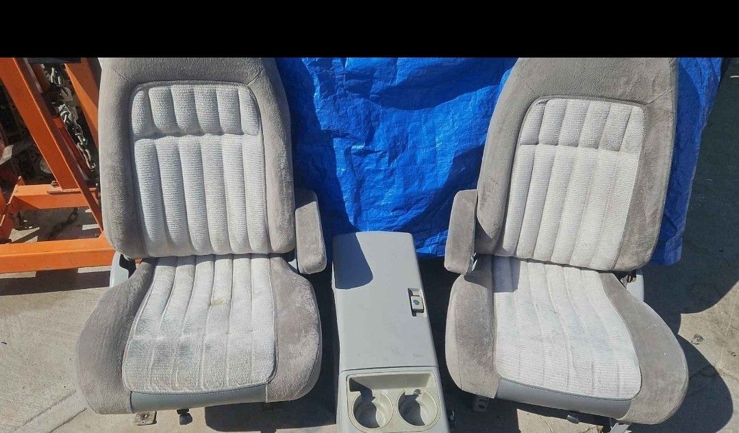 GM Obs Seat Available 94