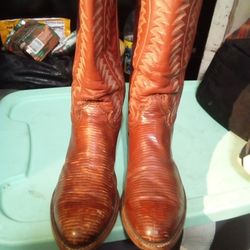 Vintage real cowboy boots $60- 8 1/2 size