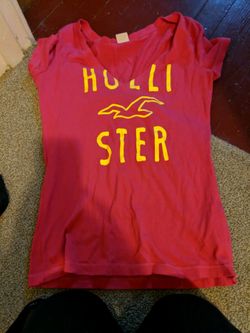 Hollister T-shirt