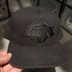Lakers Mitchell and ness hat
