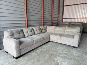 MUST TO GO Fabric Sectional Sofa, Gray