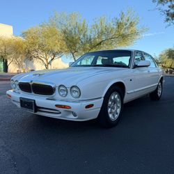 2003 JAGUAR.XJ8,.ONE.OWNER.CAR, NICE.CAR, COLD.AC, RUNS.GREAT, FINANCE AVAILABLE  🚘