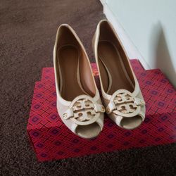 TORY BURCH WEDGES