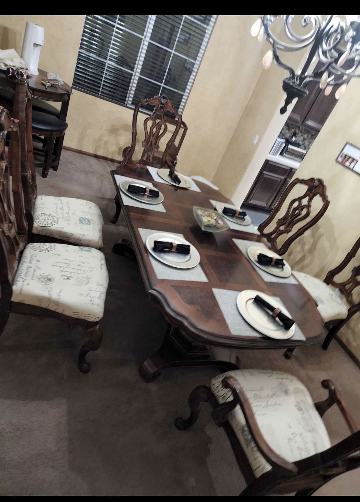 6-8 Seat Dining Room Table And Chairs (reupholstered)
