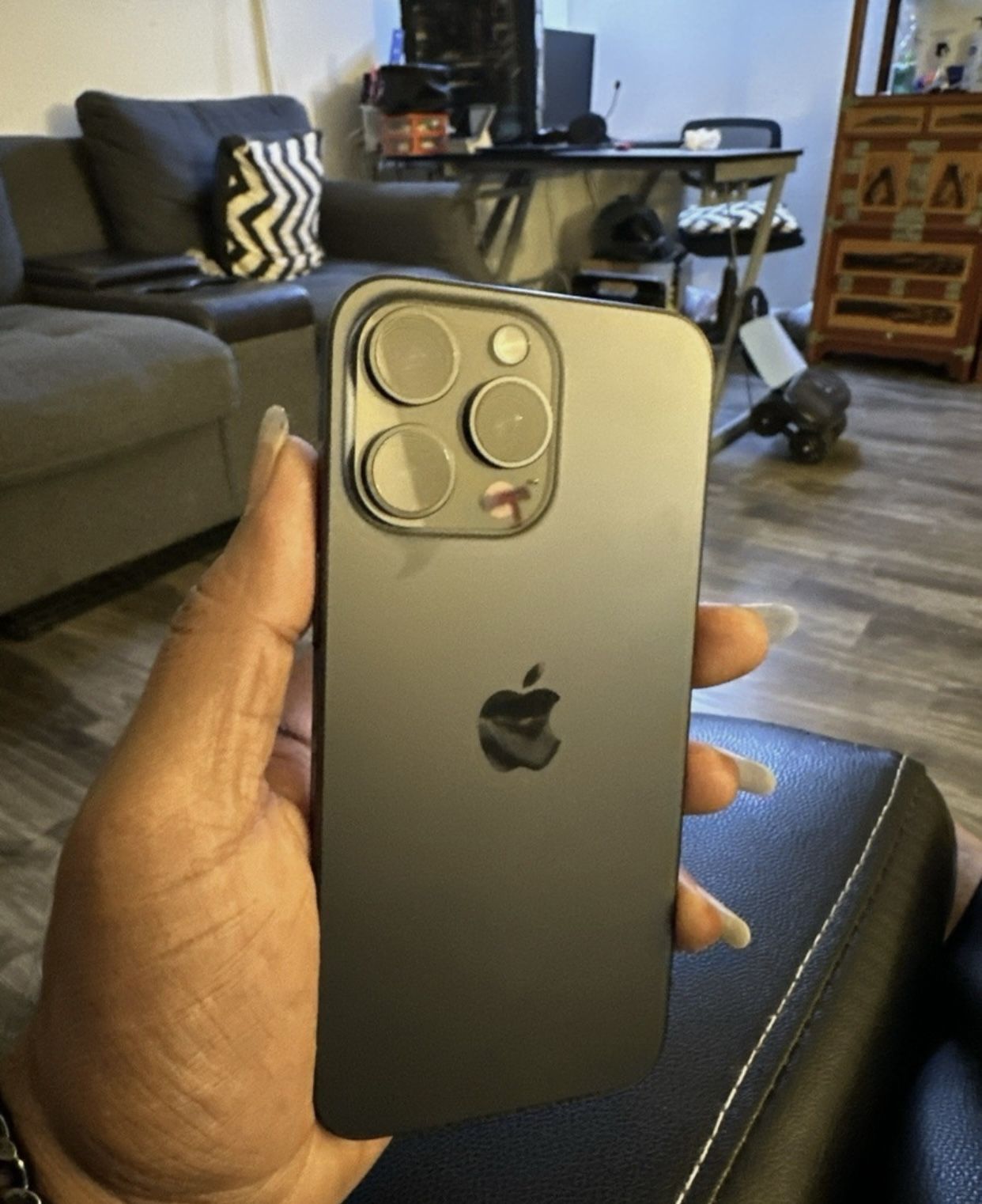 Unlocked Apple iPhone 15 Pro Max 256GB Capacity..