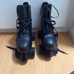 Size 7 Black Roller Skates 