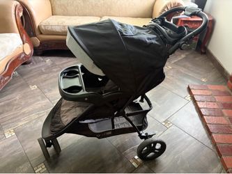 BABY TREND TRAVEL SYSTEM