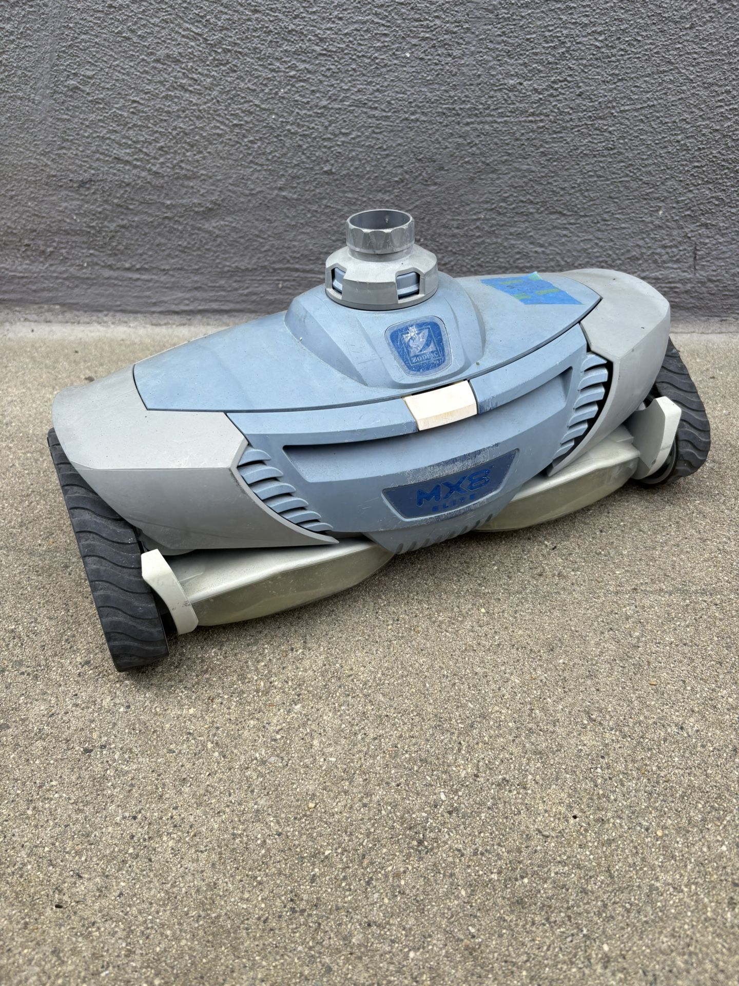 Zodiac MX8 Pool Cleaner 