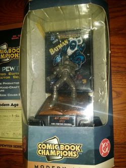 DC Comics Mr Freeze Comic Book Champions. Certificate of Authenticity. One time production. Artist hand crafted sculpture