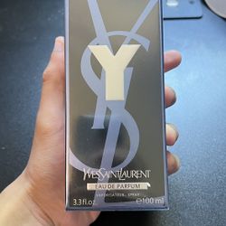 Yves Saint Laurent Eau de Parfum 100ml