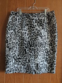 Size 8 Animal Print Skirt