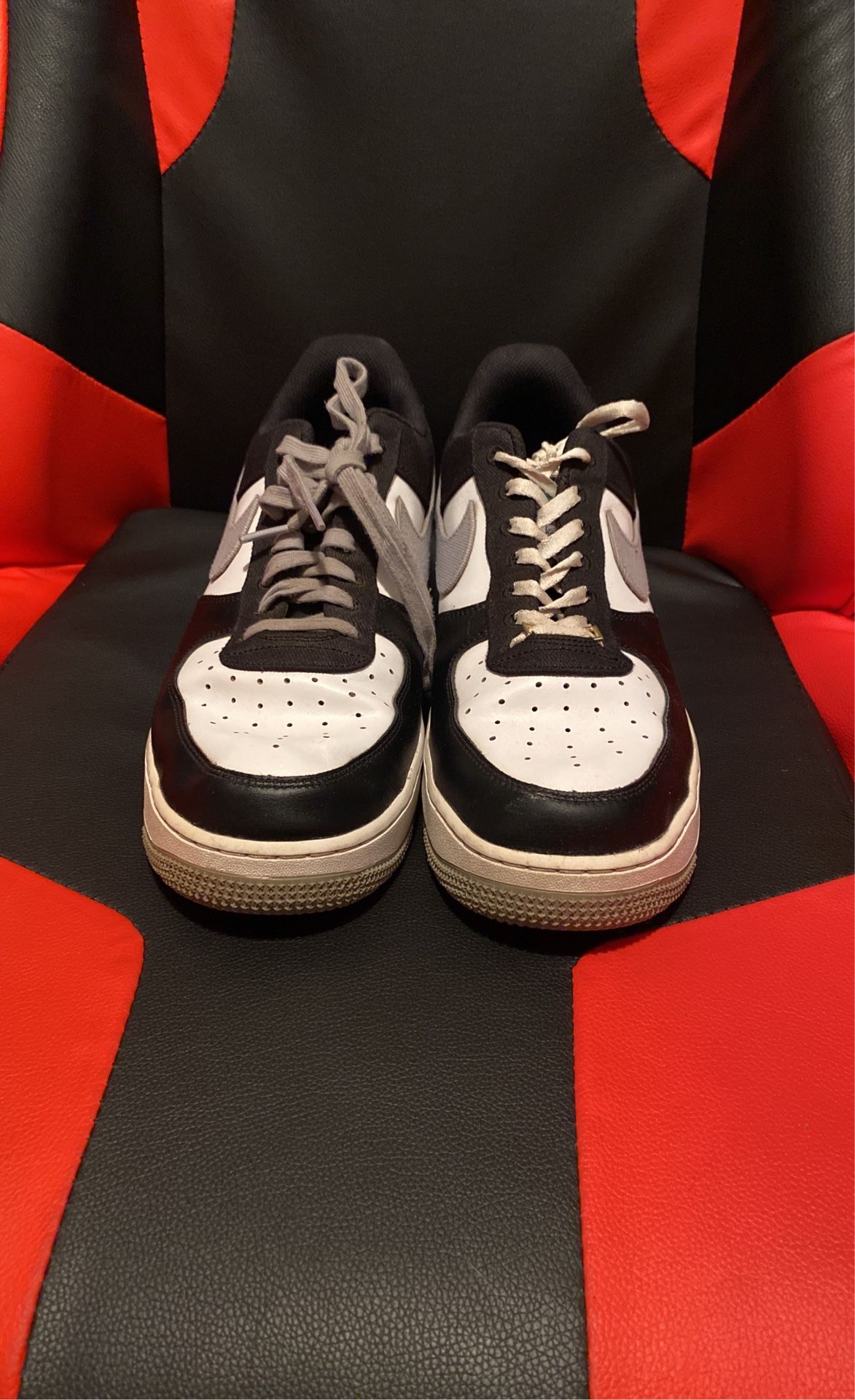 Size 11.5 - Air Force 1 Las Vegas Raiders Emb