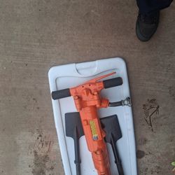 Pneumatic 90 Pound Jackhammer 