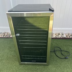 NewAir 126-Can Beverage Fridge – Works Great