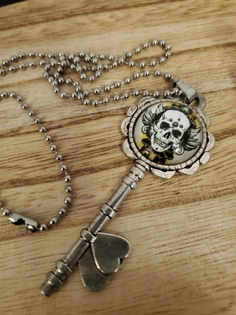 Halloween Goth Skull With Wings Glass Cabochon Skeleton Key Necklace