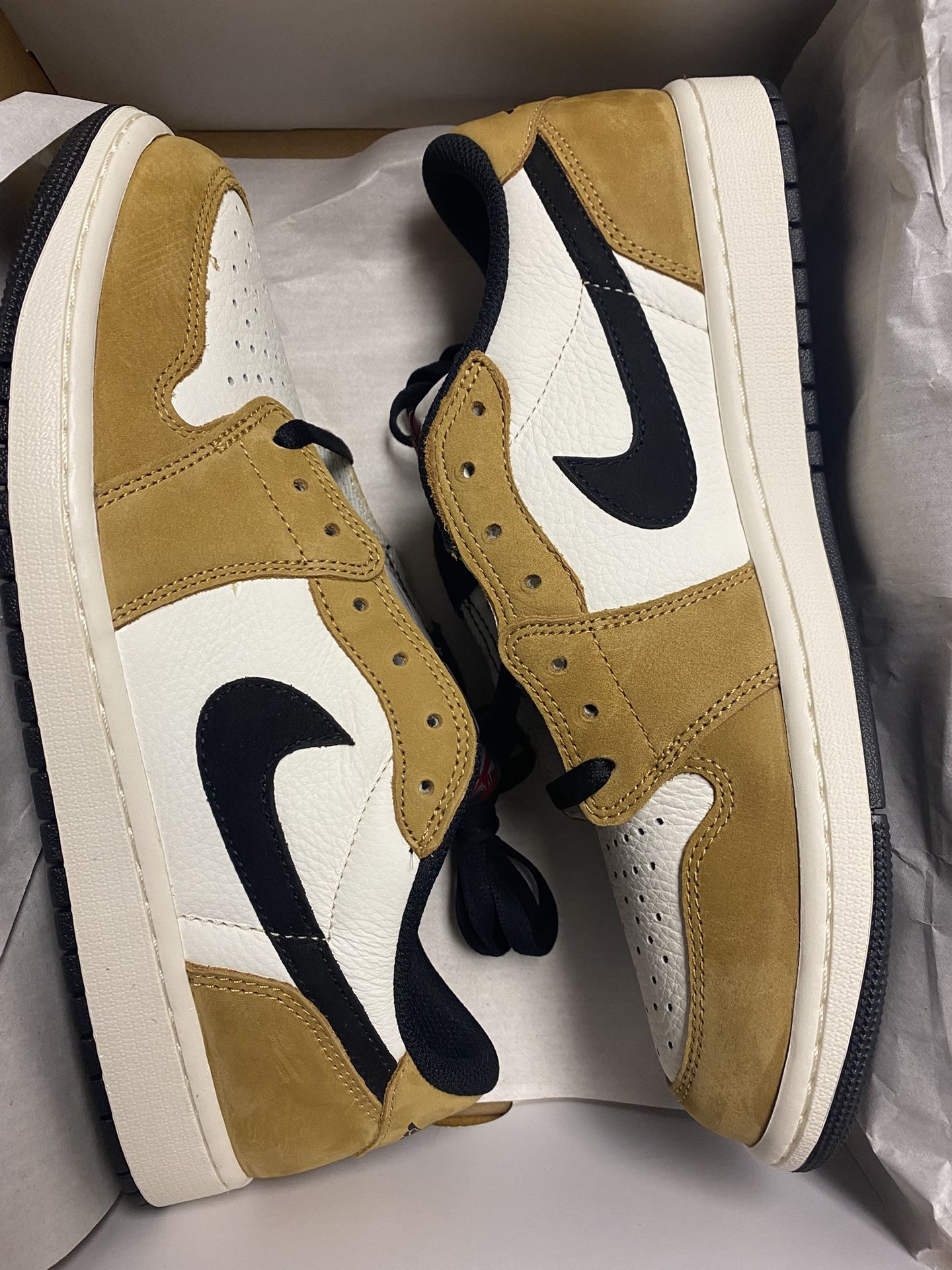 Jordan 1 Rookie Of The year Size 11