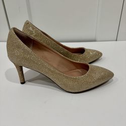 NEW Rockport Women’s Total Motion Pointed Toe Nude Glam Pumps, Size 8.5