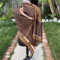 Fashion Monogram LV Shawl Wrap Coverup New Silk