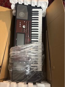 KORG Pa700 ORIENTAL 61-Key Arranger Workstation