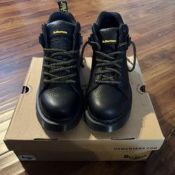 Doc Martens Air Wair US 10 Men's / 11 Women's Black Boots
