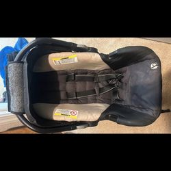 Infant car seat with base