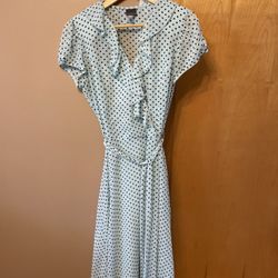 FREE! Cute Dress Size 8