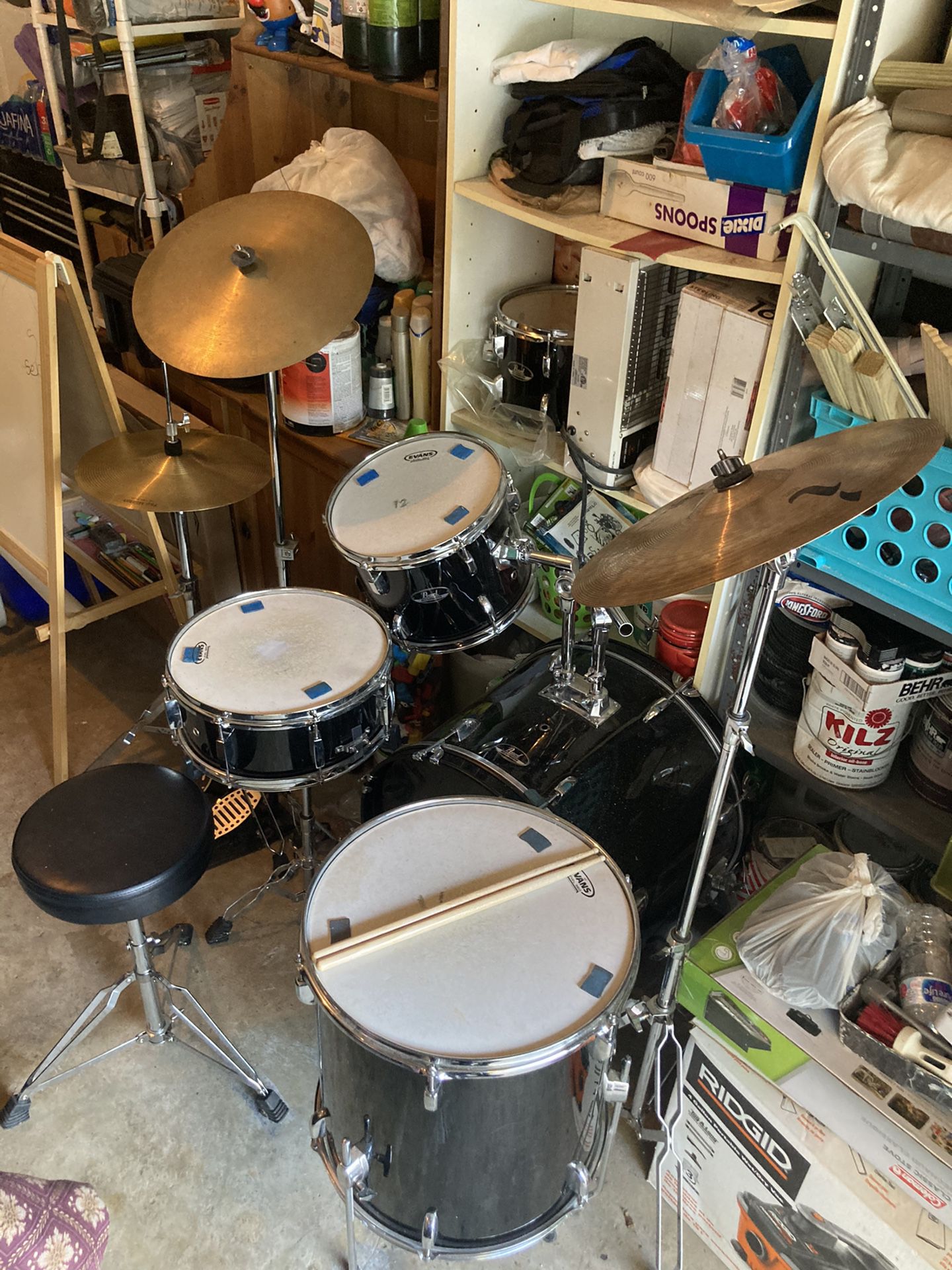 Pearl roadshow drum set