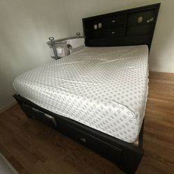 Queen Size Bedroom Set