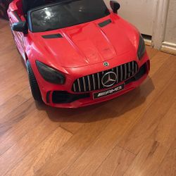 AMG 12V Licensed Mercedes Benz GTR Kids Ride On Car 