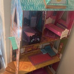 Disney Frozen House Doll 